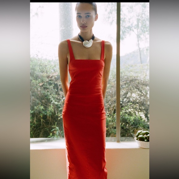 Zara limited edition open back midi dress - Picture 3 of 8